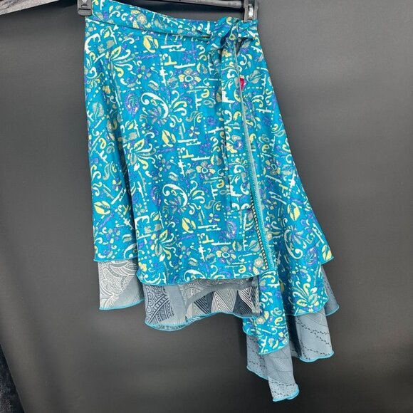 Wevez Dresses & Skirts - Weves Reversible Wrap Around Silk Skirt Size Small